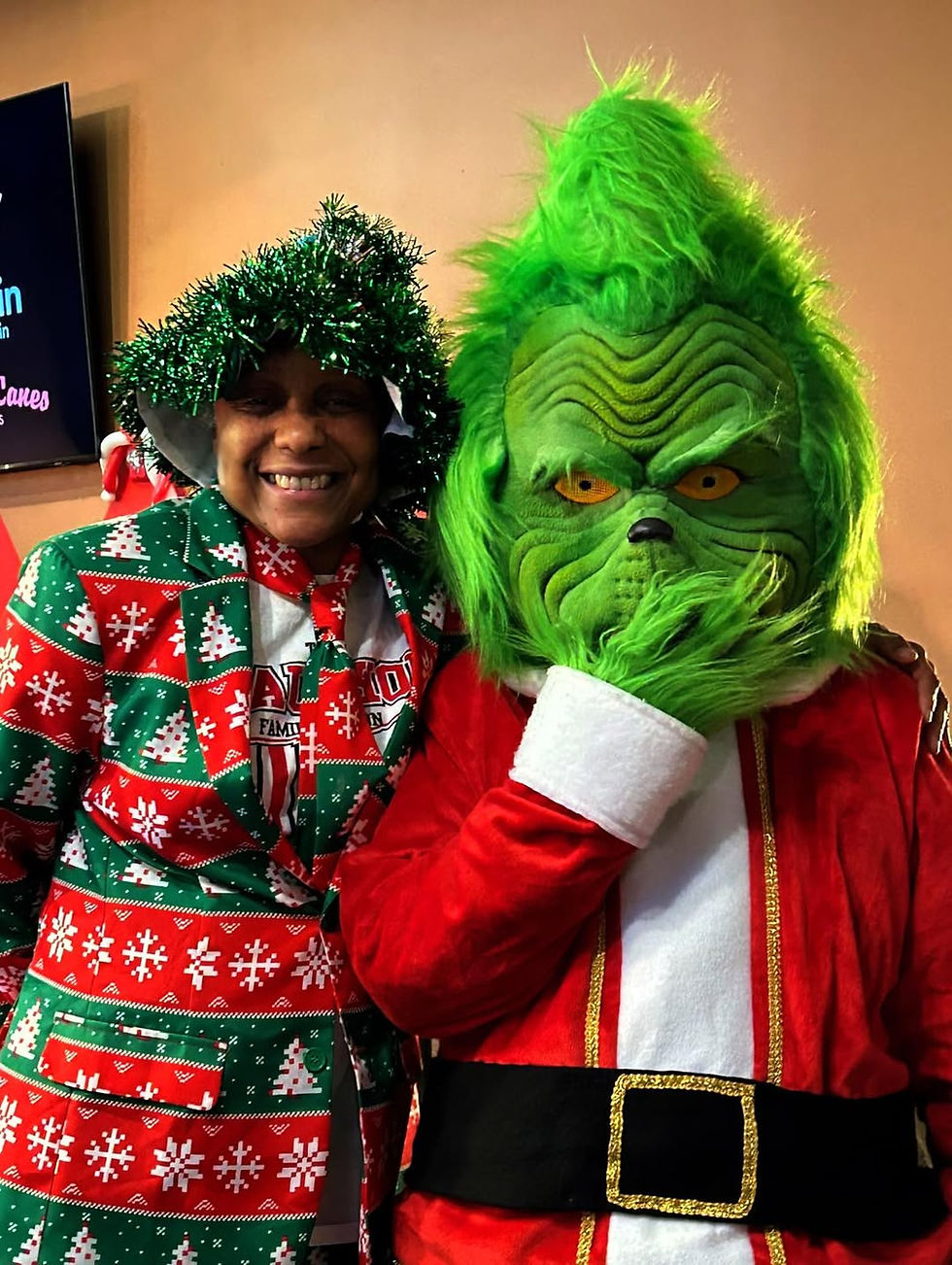 Columbus, Delaware, Worthington, Newark, Grove City, Marietta Ohio Grinch party character for hire Columbus, Gahanna, Lima OH