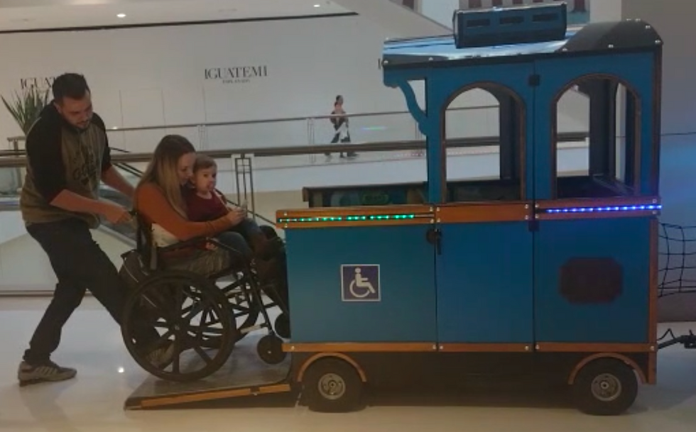 Thumbnail: Cleveland, Ohio Trackless Train Ride Wheelchair Accessible Rentals Cincinnati, Ohio ElectricTrackless Train Rentals Ohio