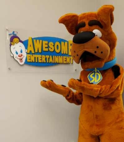 Thumbnail: invite your favorite dog to your party, he will chase your cool cats around! What a site it will be.