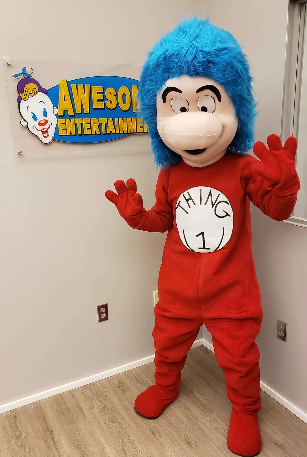 Columbus, Ohio Dr. Seuss party characters, Thing 1 costume character rentals, Ohio