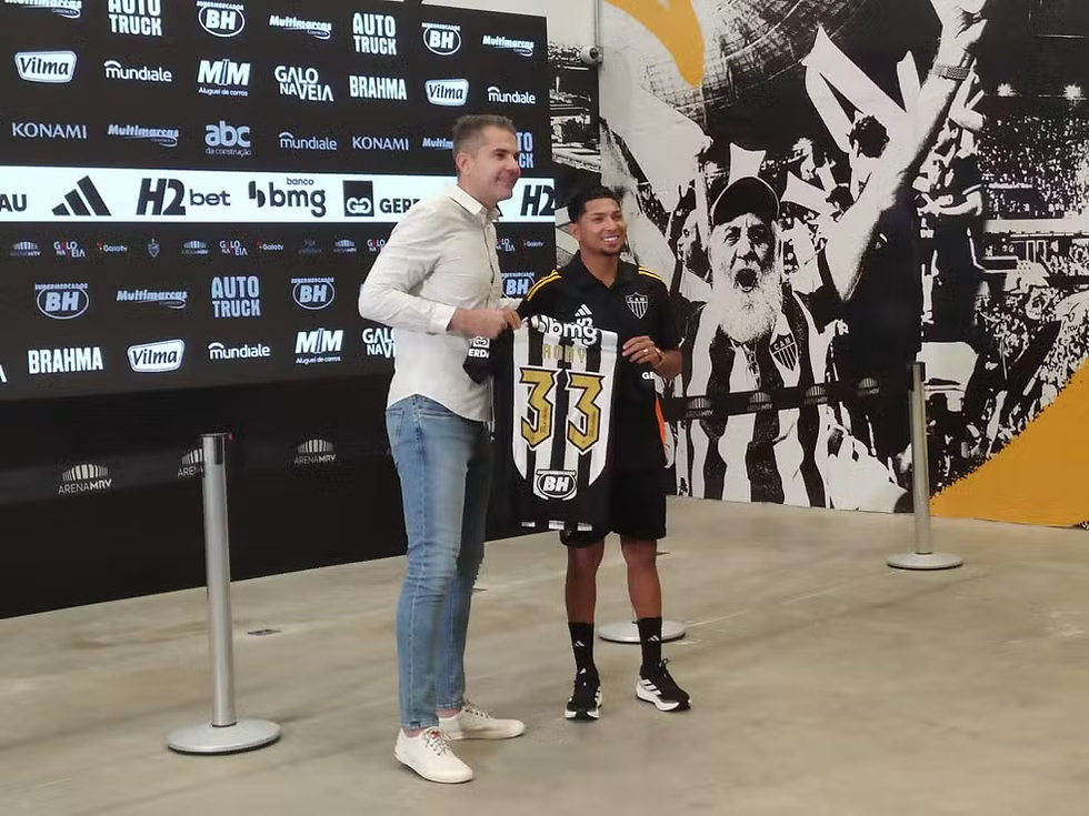 Victor Bagy; Rony; Atlético-MG — Foto: Danny Paiva