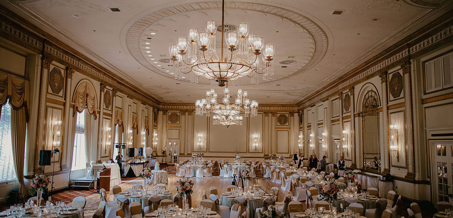 Fairmont-Hotel-Vancouver-Wedding-Photography-17.jpeg