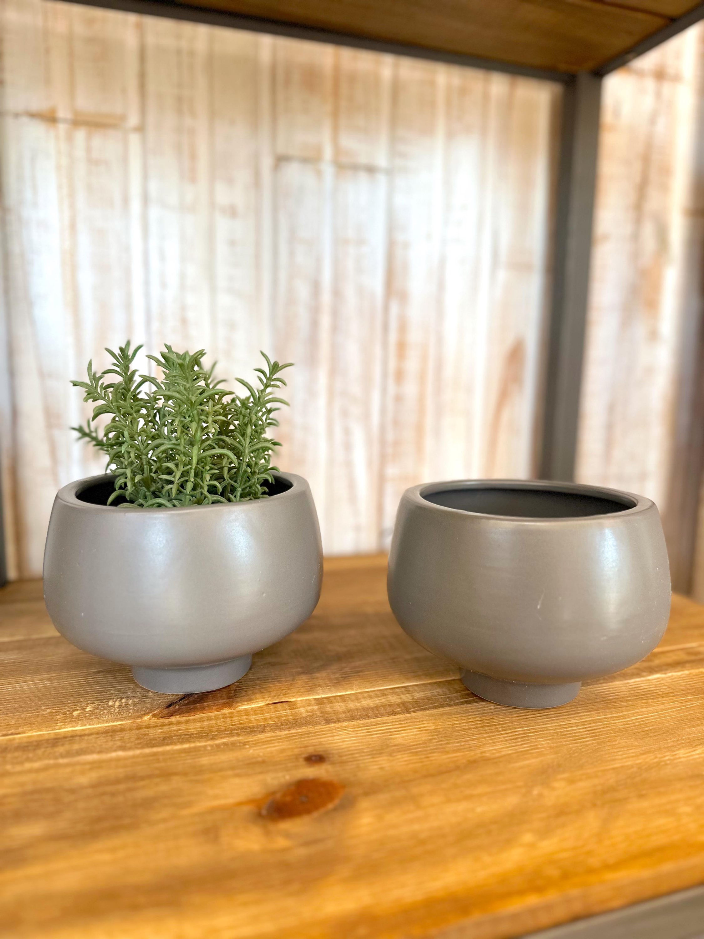 Contenedor/ maceta grey