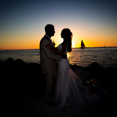 The sun sets on newlyweds at Fort Zachary Taylor State Park in Key West   #photo_by_Ivanka_lili