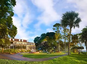 river house lawn.webp