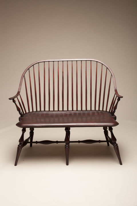 Continuous Arm Settee