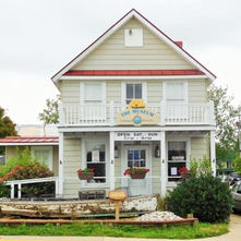 A Timeline of the Museum Building at 128 Hawthorn Street, Colonial Beach