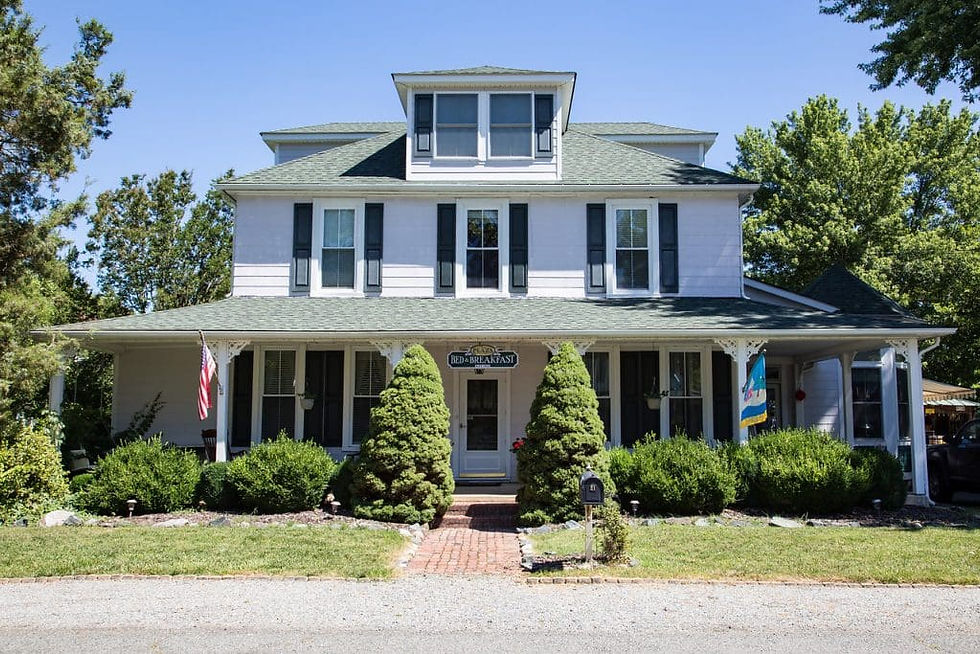 Colonial Beach Plaza Bed & Breakfast