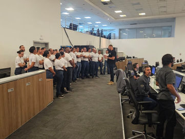Formandos da GM de Goianinha conhecem estrutura tecnológica do CIOSP e funcionamento dos atendimentos de emergências e despachos de viaturas via 190