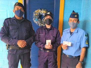 Guarda recebe nova carteira funcional de porte de arma com itens de segurança holográficos