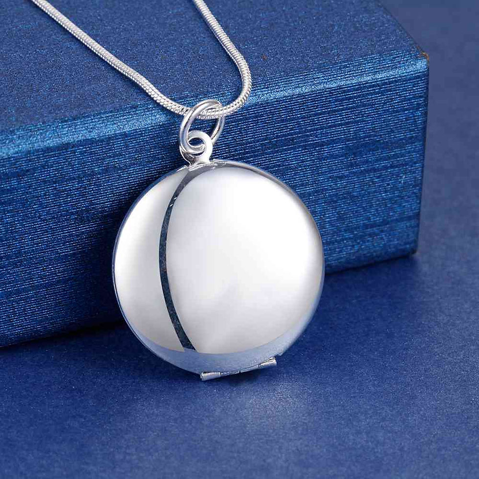 Thumbnail: Eternal Hearts Locket