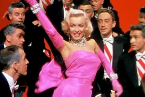 Conheçam a vida oculta da satanista MARILYN MONROE como escrava sexual e mental – Parte 2