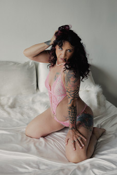 Madison WI boudoir, boudoir near me, budoir near me, buodoir near me, budoir near me, Madison WI budoir, Madison WI buodoir, Mizztique Boudoir, MKE boudoir, Milwaukee boudoir, WI boudoir, photography for women near me, Chicago boudoir, CHI boudoir, Chicago IL boudoir