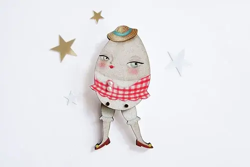 Egg Girl Brooch (moving legs!)
