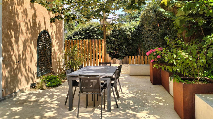 Terrasse côté repas