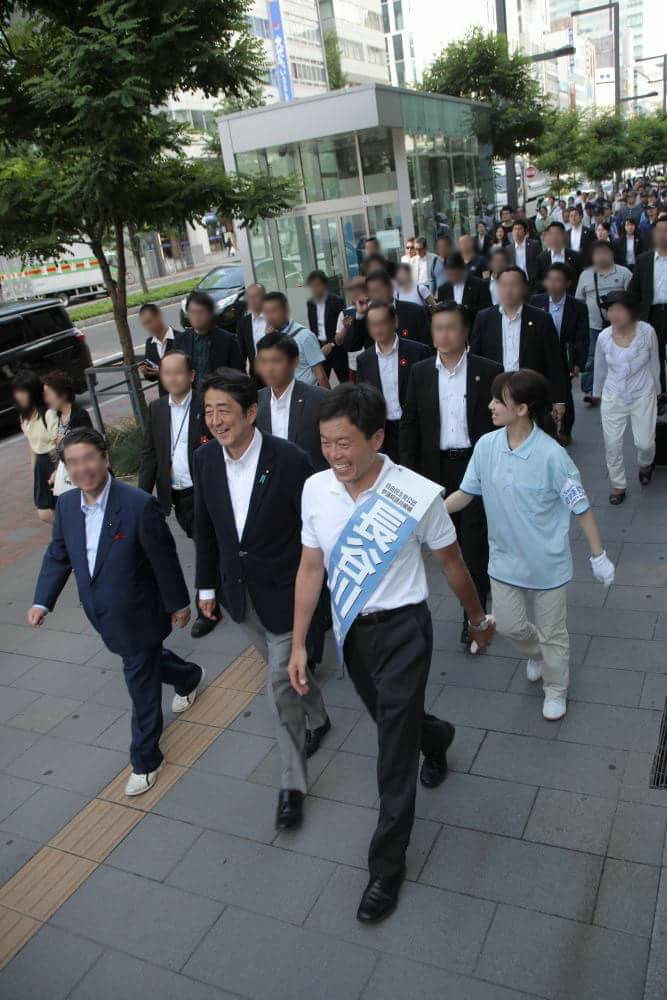 安倍元総理の遊説にウグイス嬢として同行
