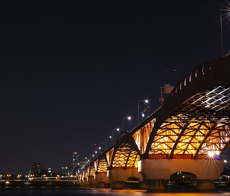 night-view-3737666_1280.jpg