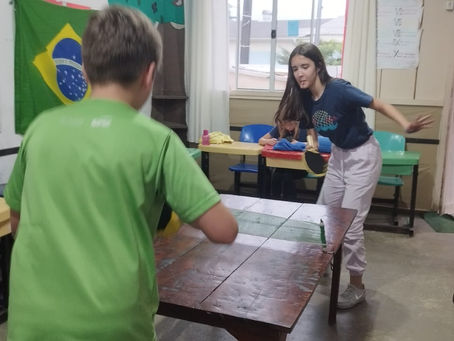 Atividades Turma – 10 e 14 anos 09/09/2024 TEMA: Semana da Revisão O herói que vai voltar!