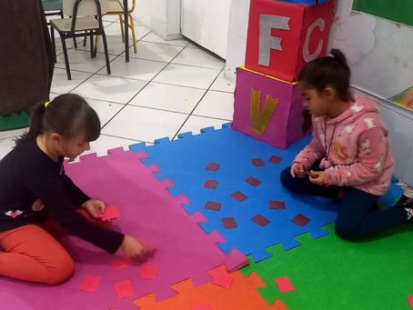 📅 Sexta-feira | 19/06/2026👩🏫 Milliane – Facilitadora Social 🧠🚗 Tema: Como está minha memória?