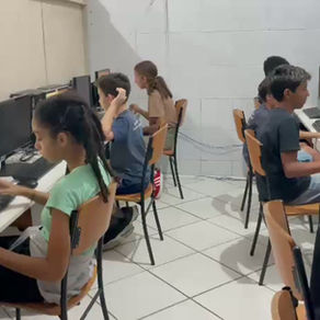 📅 Sexta-feira | 17/04/2026👩‍🏫 Flavia Brum 📚💻✨ Literatura e Tecnologia: Explorando novos mundos