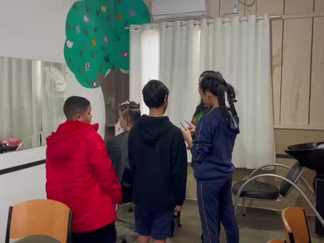 Dias 23 de Junho 2025# Turma de 10 e 14anos # CURSO DE CORTE E CABELO.