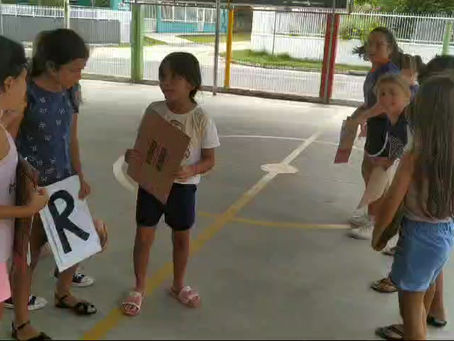 25/02/2025 A dança das letras.