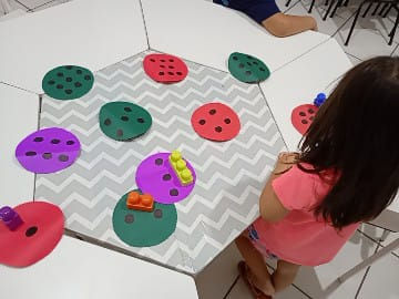 Sexta-feira | 06/03/2026👩🏫 Sandra OGG * Tema: “Raciocinar é entender que a violência nunca é solução.”