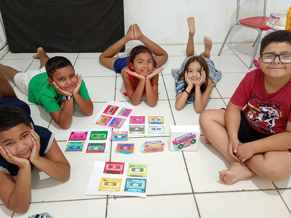 Sexta-feira – 24/04/2026 Sandra Ogg Tema: Trilhando uma grande jornada: amizade e sua contribuição em nossas vidas