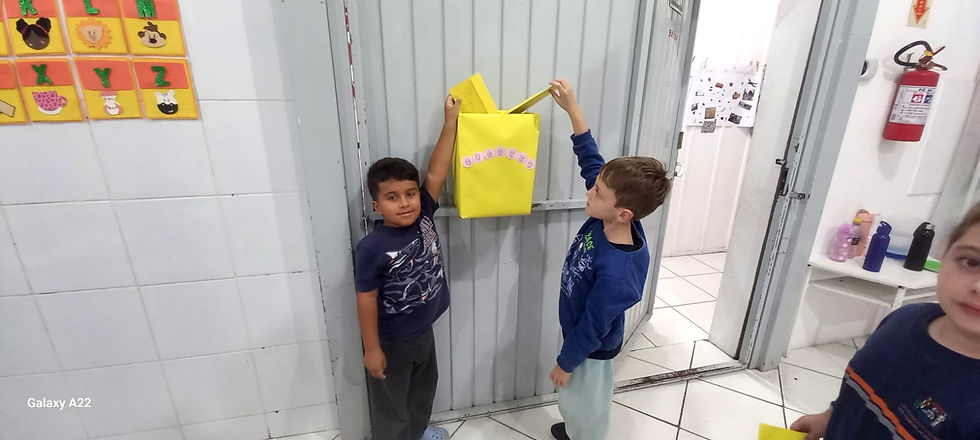 📸💌✨ Entre palavras e sentimentos, as crianças aprenderam que o afeto compartilhado fortalece amizades e torna o mundo mais acolhedor! 💙🌈