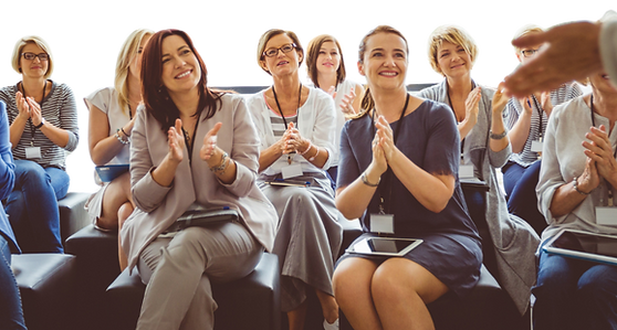 Das Seminar Führung durch Entwicklung von Florian Kalte und Marie Peters.