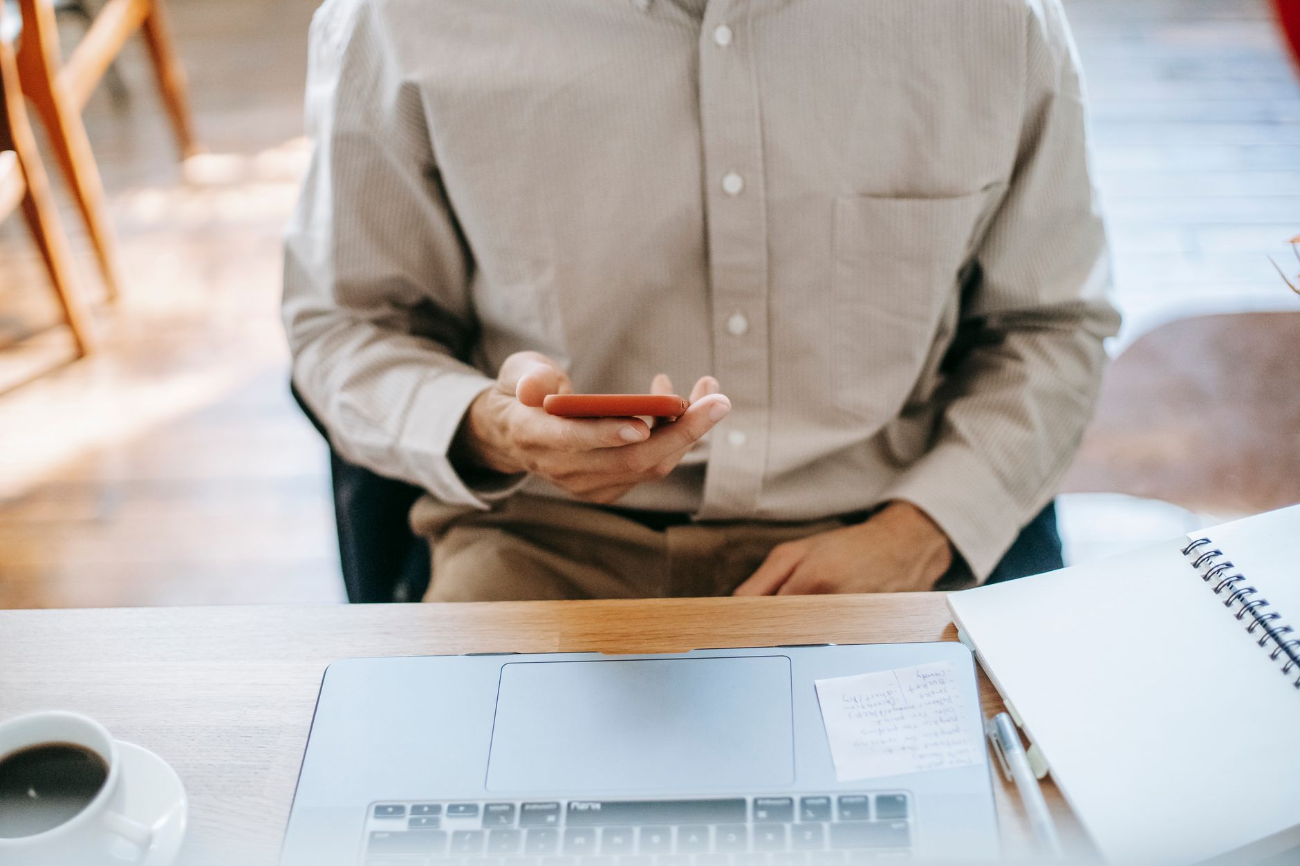 How to Automatically Answer WhatsApp Questions for Your Online Store 24/7 Without Extra Staff
