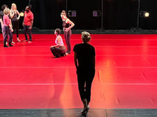 Antigone au Théâtre des Calanques, ce vendredi 18 oct. à 20h30, retrouvez l'entretien d'Emma Gustafsson pour Fréquence Mistral