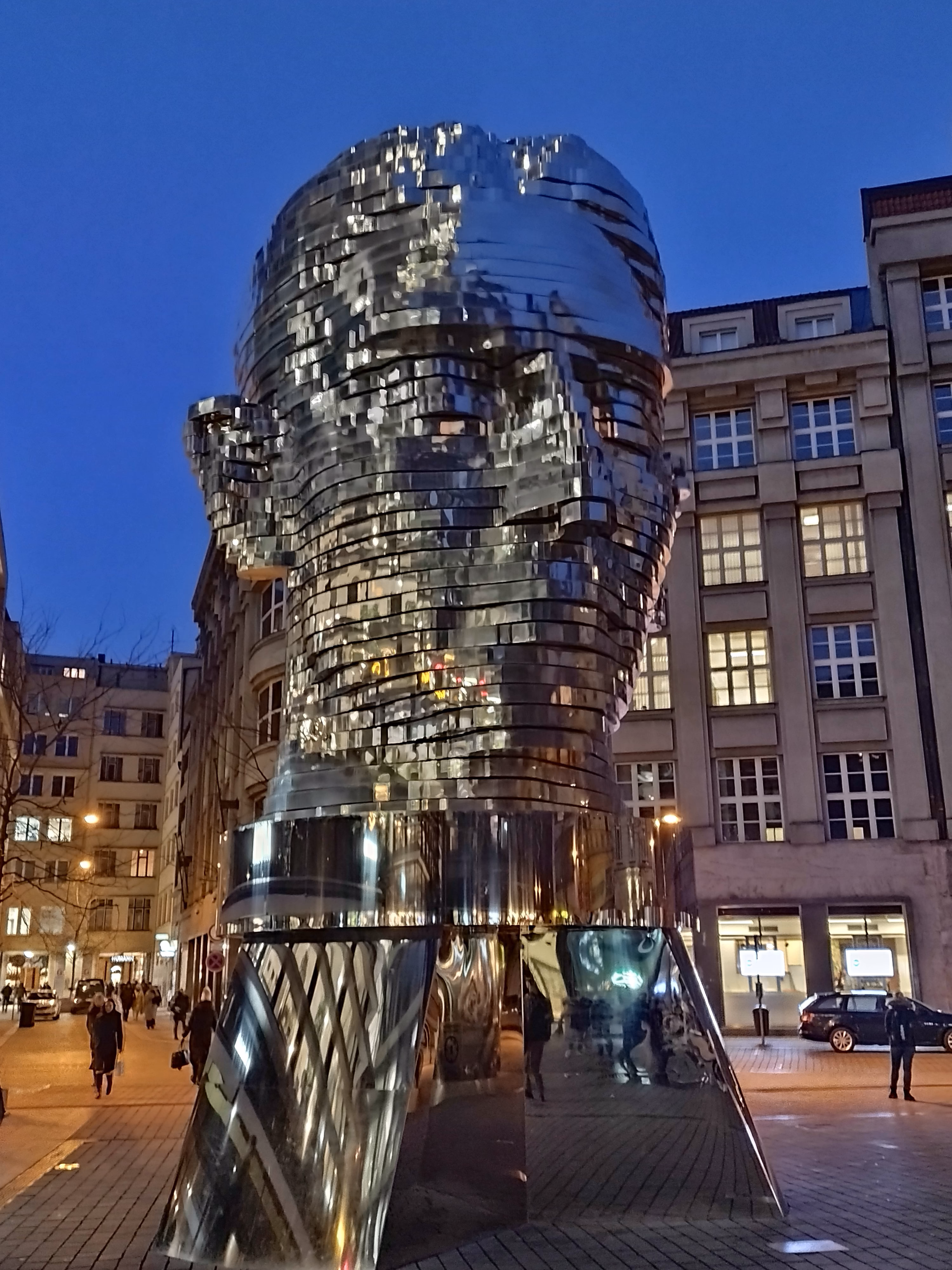 Rotating head Franz Fafka Prague