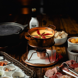 Fondue e gastronomia serrana