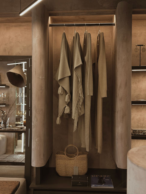 1E03EEC4-59A5-4BDD-92D1-CBAF38192FF7