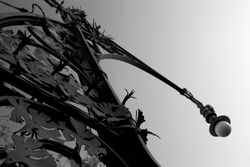 FAROLA-DEL-PASEO-DE-GRACIA-DE-BARCELONA.