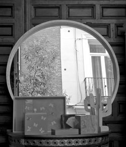 BODEGÓN-CON-REFLEJO-EN-EL-ESPEJO