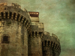 LA-LUNA-Y-EL-CASTILLO
