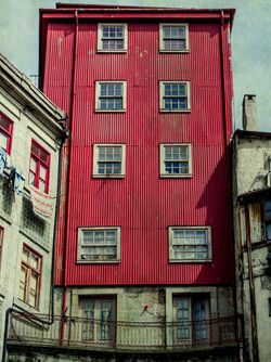 LA-CASA-ROJA-DE-OPORTO