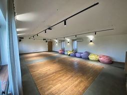 Conference Hall.HEIC