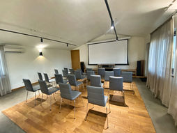 Conference Hall.HEIC