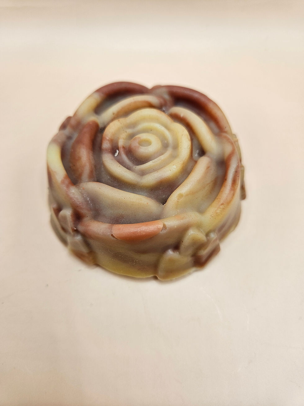 Миниатюра: Rose Petals Flower Soap