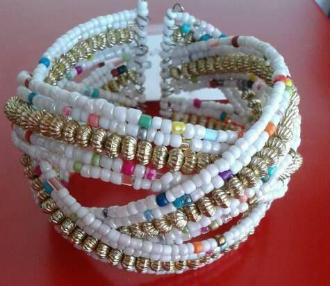 PULSERA ENTRELAZADA BLANCA
