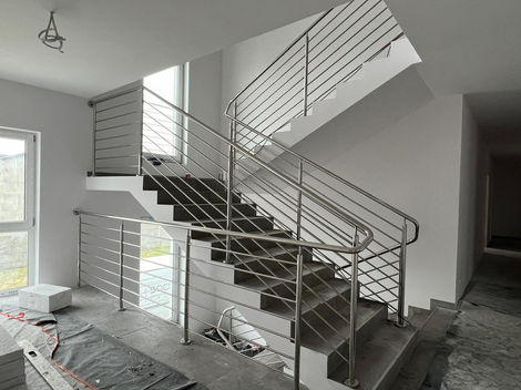 Balustrady ze stali nierdzewnej