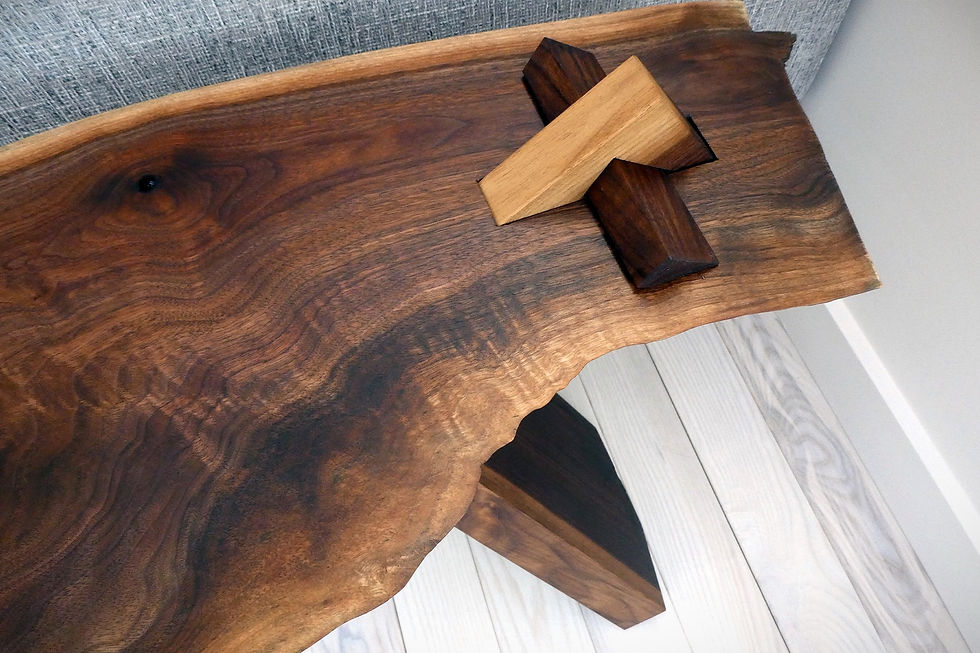 サムネイル： Walnut Kline Side Table no. 3