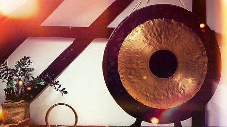 TALEEN KAY - Sound Bath Gong Immersion Reiki