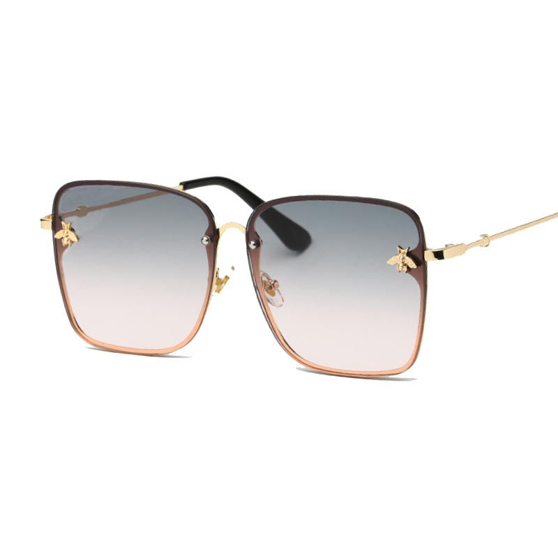 Thumbnail: Oversized Fashion Sunglasses
