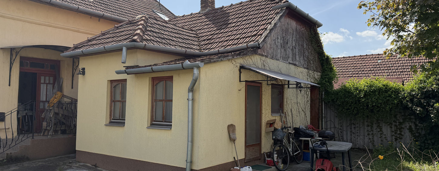 Két külön lakrész a Gyulai Vár és Várfürdő közelében
