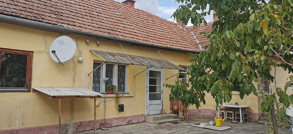 Nagy telkes családi ház Gyula-Gyulaváriban