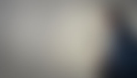 幸福曲線:47歲是中年危機爆發期